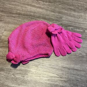 Girls 4-6x Matching Hat and Gloves NEW